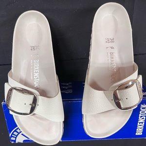 Birkenstocks Big Buckle Madrid